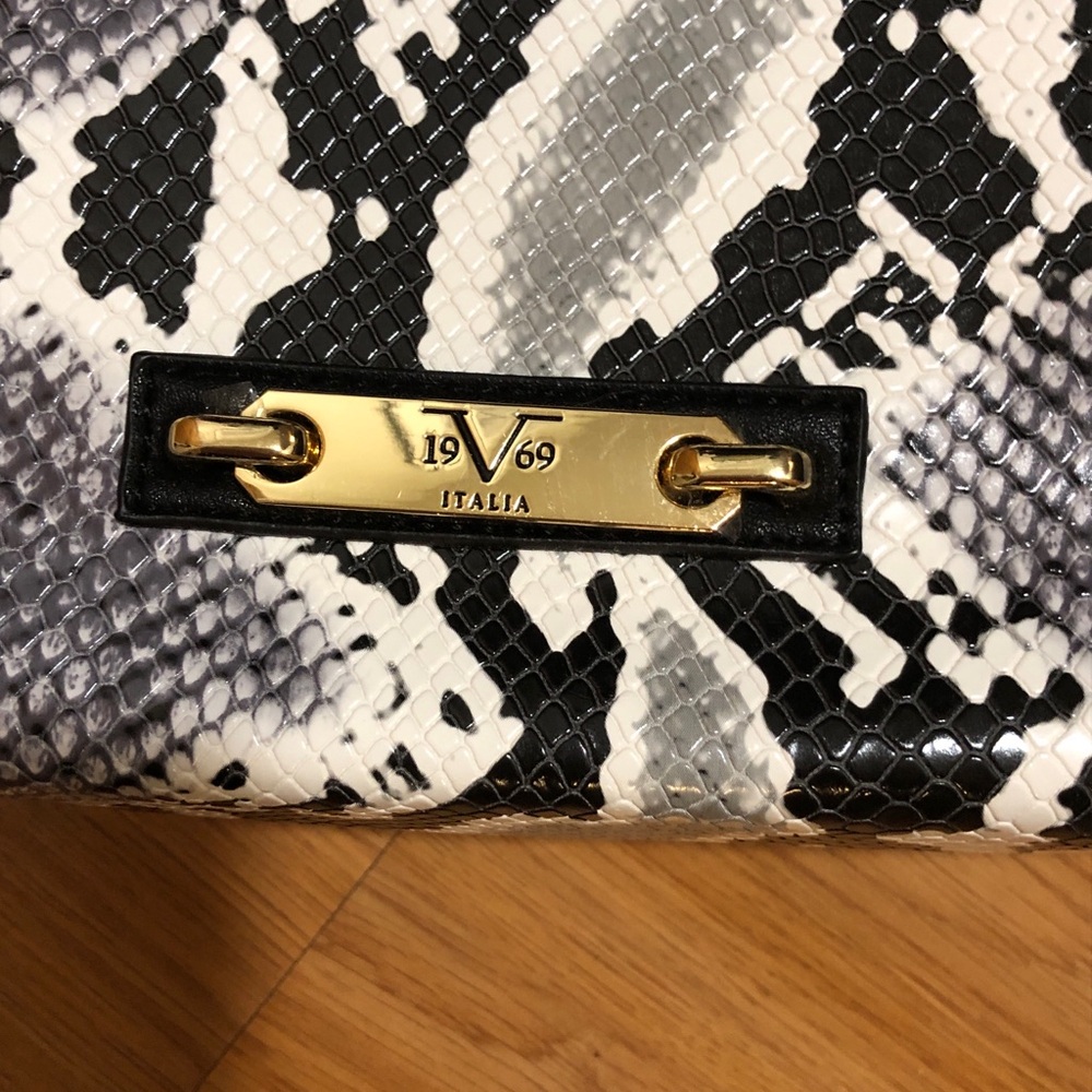 Versace Monochrome Patterned Clutch - image 3